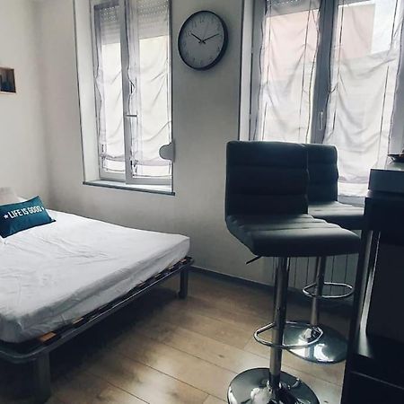 Super Studio Au Pied De La Cathedrale Apartment Amiens Bagian luar foto
